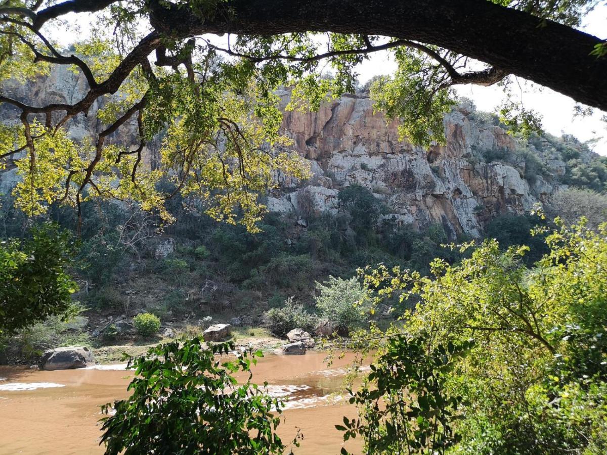Nthakeni Bush & River Camp * Pafuri Gate
