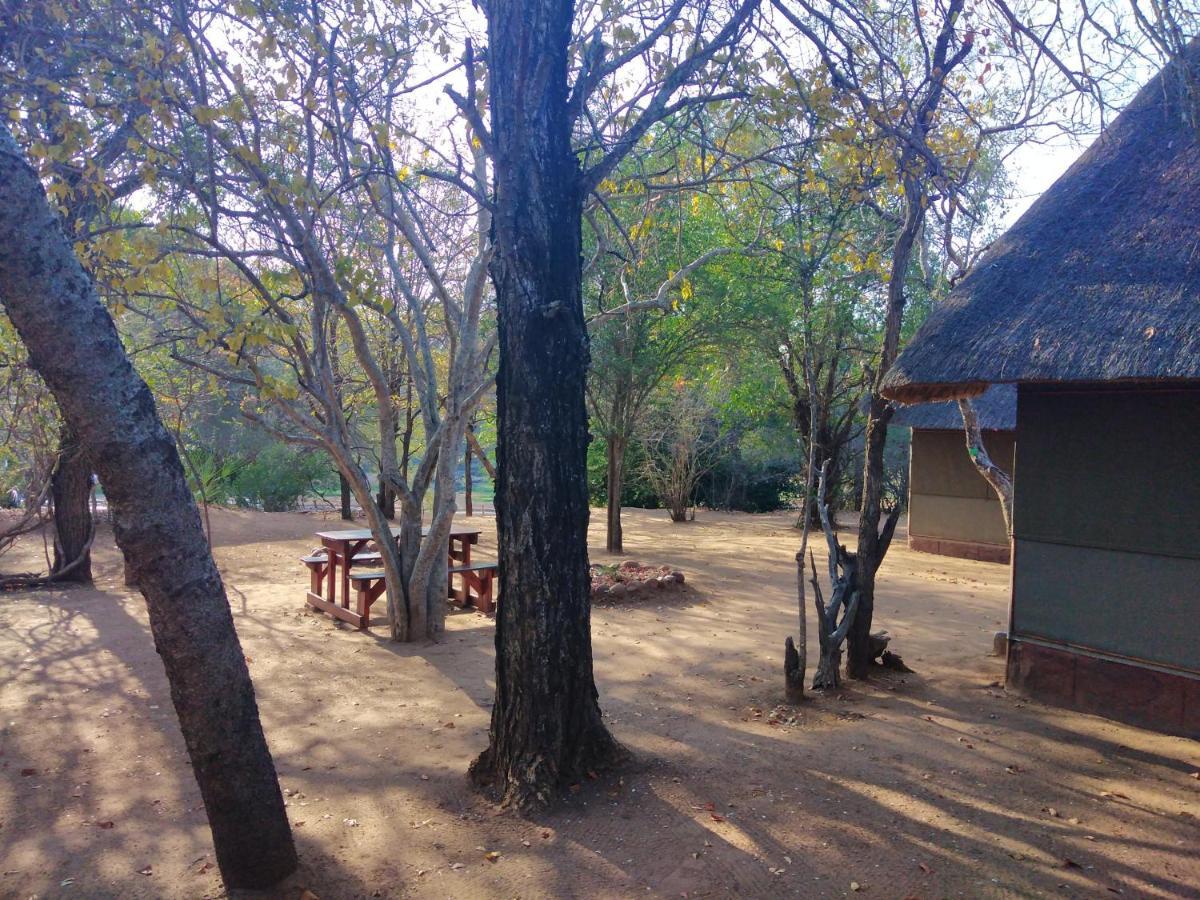Nthakeni Bush & River Camp * Pafuri Gate
