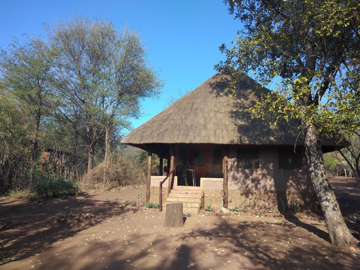 Nthakeni Bush & River Camp Pafuri Gate